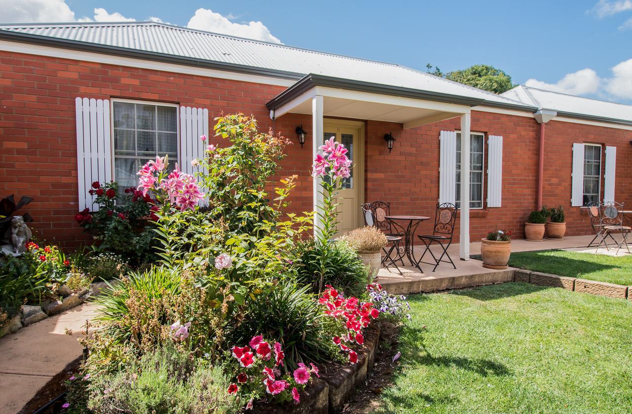 Riverview At Motel Ross